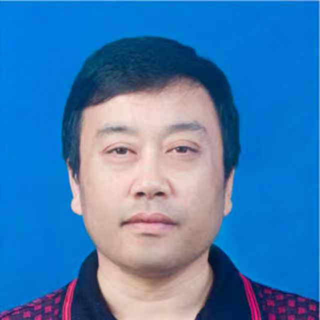 民俗文化艺术顾问：丁伟成