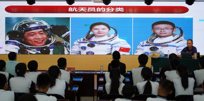 “百城千校·中国学生营养健康教育公益行”走进盘锦市大洼区田家学校