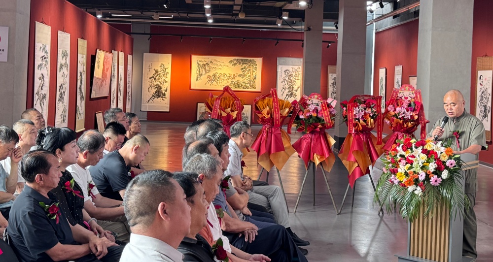 福马启运·骏驰天下 潘国刚2026马年画马专题作品展启幕 福马启运·骏驰天下 潘国刚2026马年画马专题作品展启幕