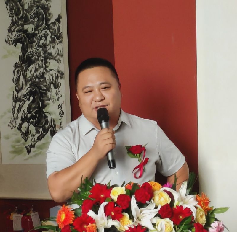 福马启运·骏驰天下 潘国刚2026马年画马专题作品展启幕 福马启运·骏驰天下 潘国刚2026马年画马专题作品展启幕