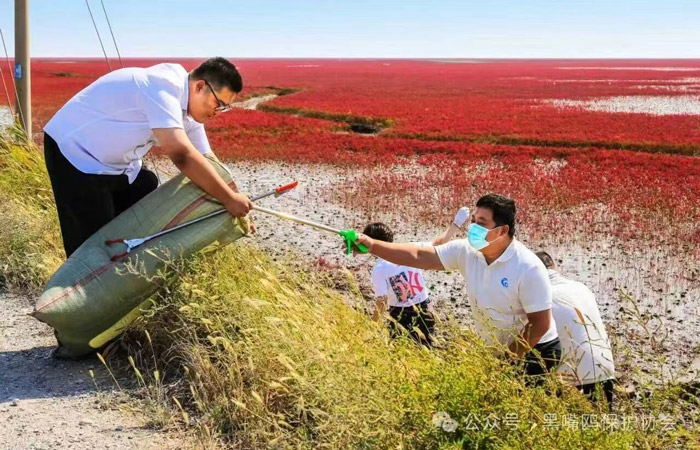 十年同行，碧海长清第十届全国净滩公益活动（盘锦站）圆满落幕