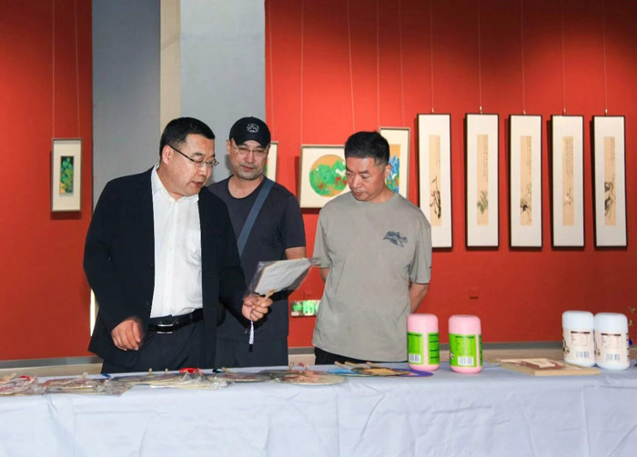 辽河文脉文创焕彩盘锦市文化非遗类文创作品展正式启幕 辽河文脉文创焕彩盘锦市文化非遗类文创作品展正式启幕